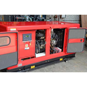 Guandong 31.3kVA / 25kw Wasserkühlung AC 3 Phase Isuzu Motor Diesel Schallschutz Generator